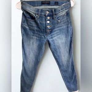 Lucky Brand High Rise Blue Jeans